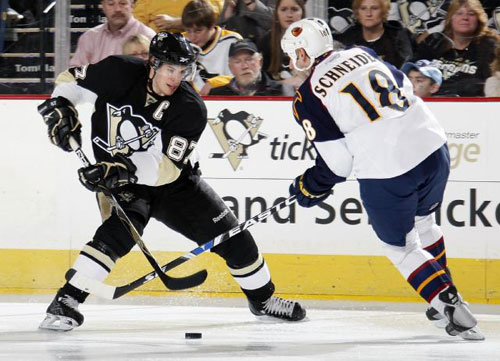 Sidney Crosby skates against the Atlanta Thrashers in a 3-1 victory at Mellon Arena on January 6, 2009