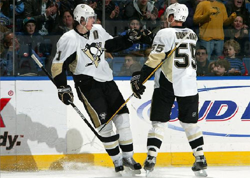 Evgeni Malkin and Sergei Gonchar celebrate a goal against the Islanders on 2/16
