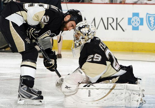 Max Talbot and Marc-Andre Fleury talk things over before game 2
